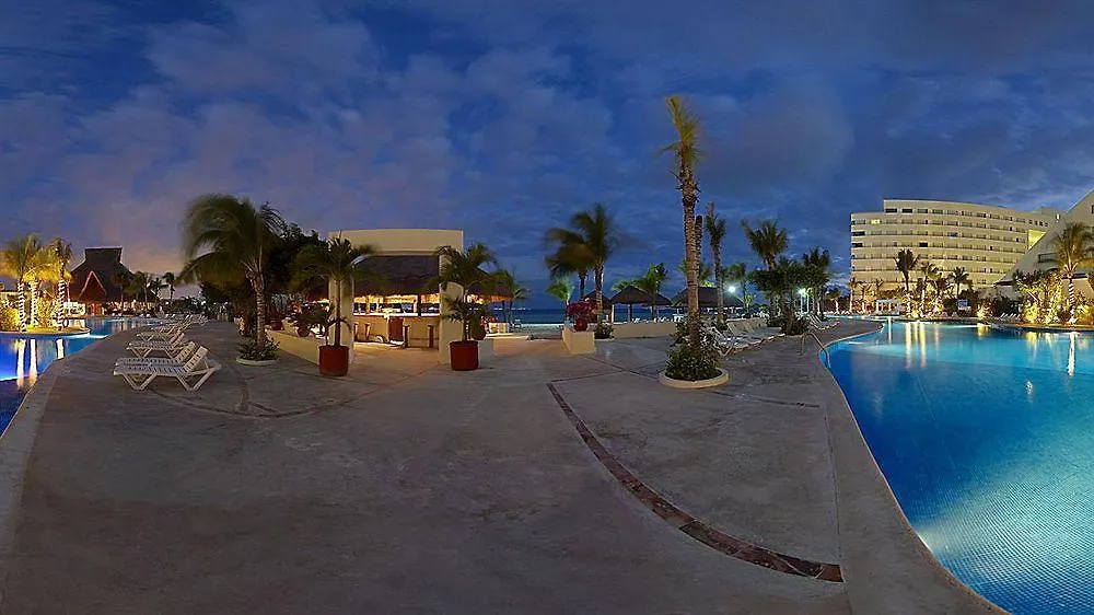 Grand Oasis Palm Hotell Cancún Semesteranläggning (resort)