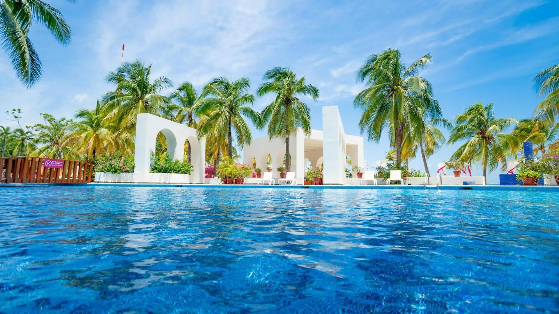 Resort Hotel Grand Oasis Palm Cancún
