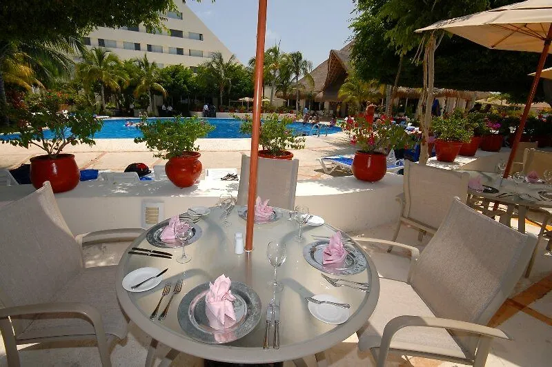 Hotel Grand Oasis Palm Cancún