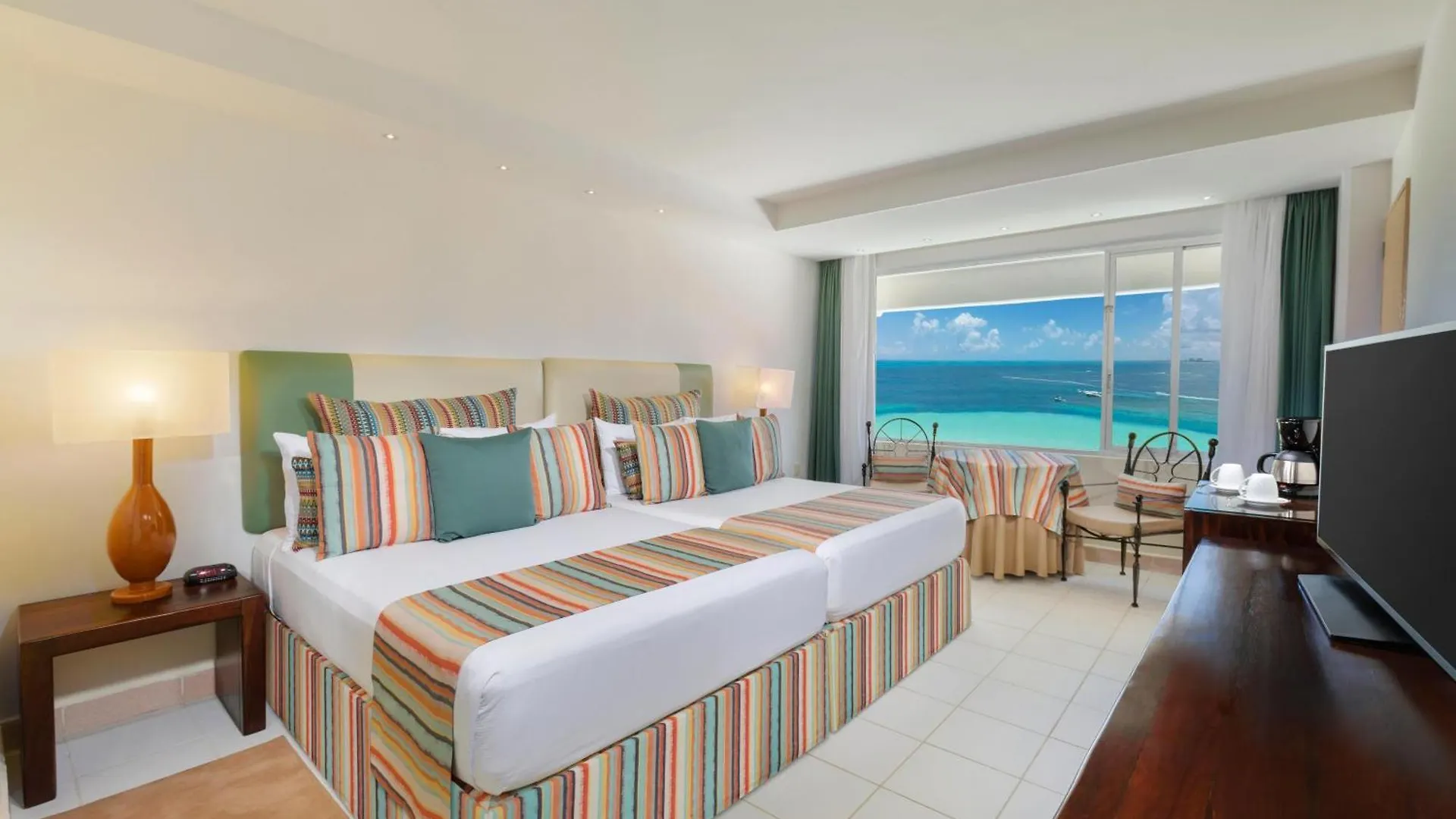Grand Oasis Palm Hotel Cancún Üdülőközpont