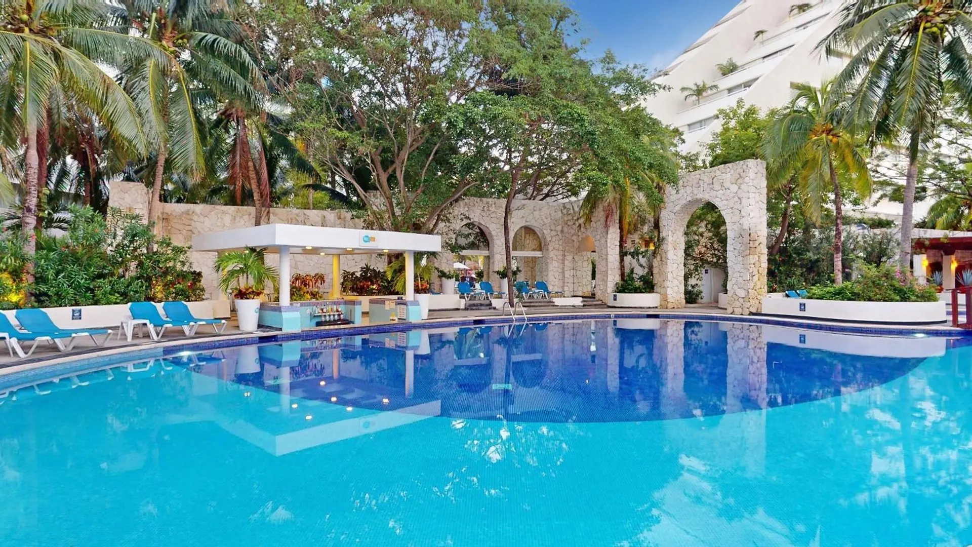 Grand Oasis Palm Hotel Cancun Mexico